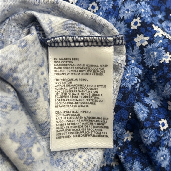 Land’s End crew neck top size M long sleeves blue white floral casual - Picture 6 of 6